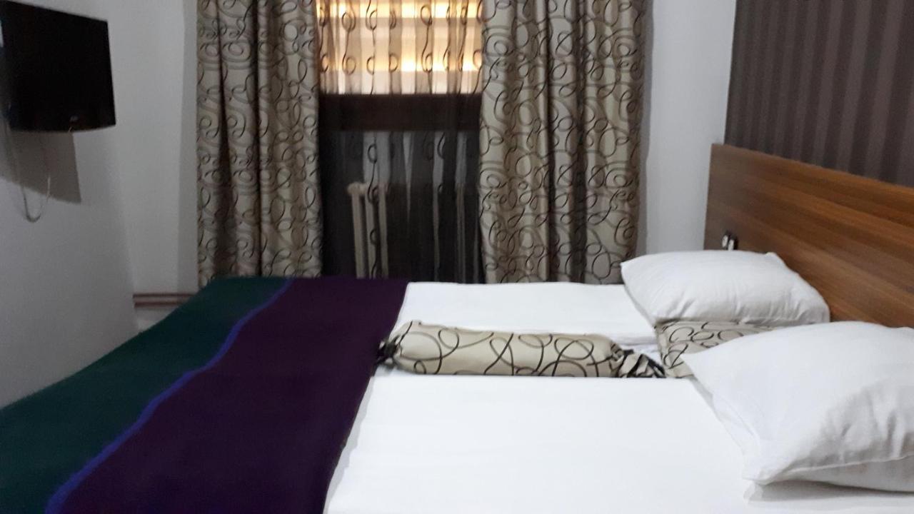 Hotel Alem SJJ Esterno foto